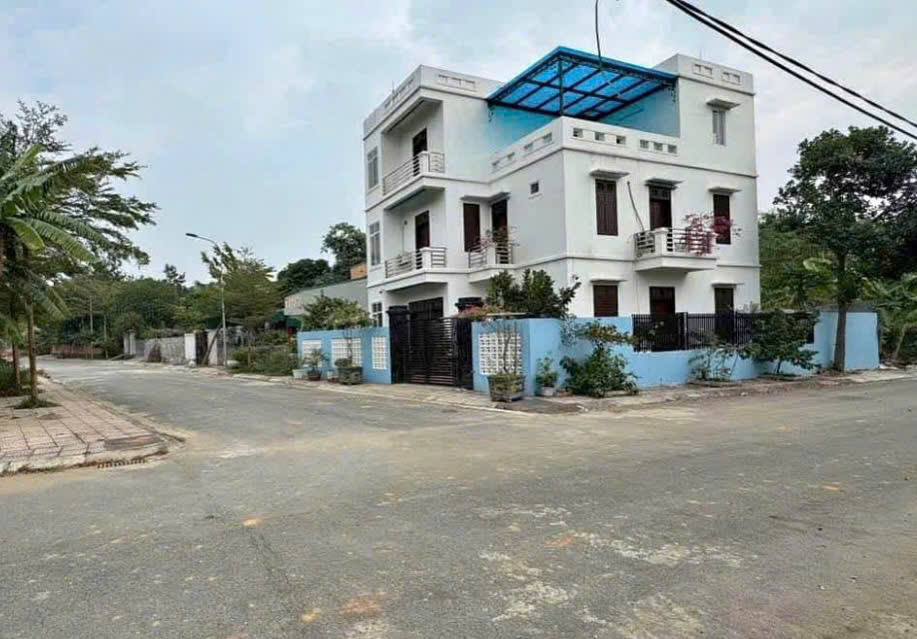 Thầy Tuyến Tu Vấn & Thiết Kế Phong Thuỷ Sửa Chữa Ngôi Nhà Toạ Sửu Hướng Mùi Cho Gia Chủ Anh Vũ Luyện SN 1979 Thị Trấn Kẻ Sặt , Bình Giang , Hải Dương